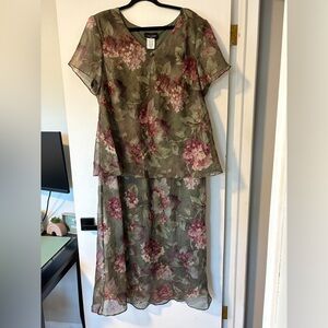 VINTAGE Lady Dorby Maxi Dress size 22W Green‎ Floral Layered Sheer Shoulder Pads